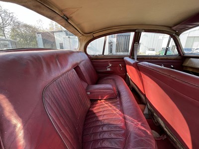 Lot 97 - 1967 Daimler V8