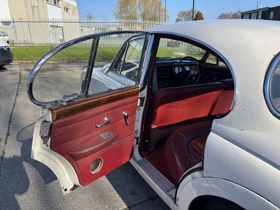 Lot 97 - 1967 Daimler V8