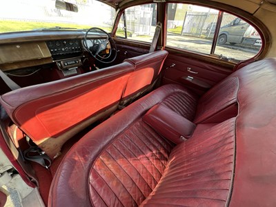 Lot 97 - 1967 Daimler V8