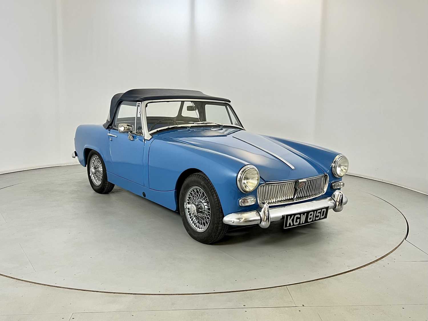 Lot 110 - 1966 MG Midget