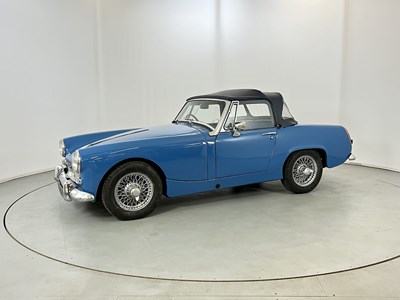Lot 110 - 1966 MG Midget
