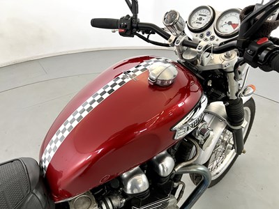 Lot 108 - 2004 Triumph Thruxton 900