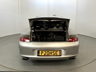 Lot 120 - 2003 Porsche Carrera 4