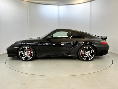 Lot 122 - 2003 Porsche 911 Turbo