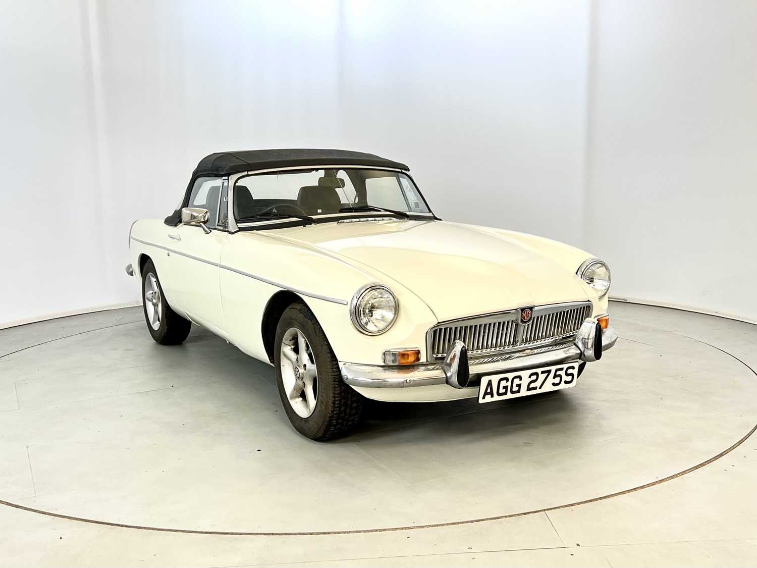 Lot 127 - 1978 MG B Roadster