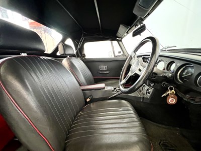 Lot 127 - 1978 MG B Roadster
