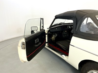 Lot 127 - 1978 MG B Roadster
