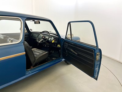 Lot 128 - 1973 Austin 1300