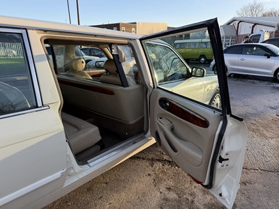 Lot 122 - 1999 Daimler Limousine - NO RESERVE