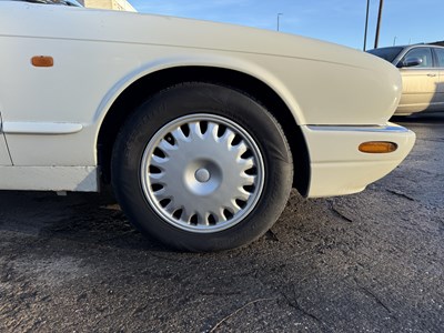 Lot 122 - 1999 Daimler Limousine - NO RESERVE
