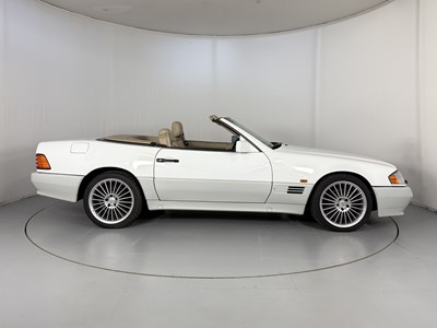 Lot 30 - 1991 Mercedes-Benz 300SL