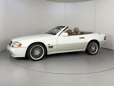 Lot 30 - 1991 Mercedes-Benz 300SL