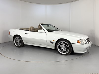 Lot 30 - 1991 Mercedes-Benz 300SL