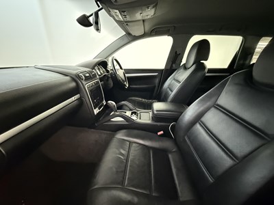 Lot 94 - 2003 Porsche Cayenne S