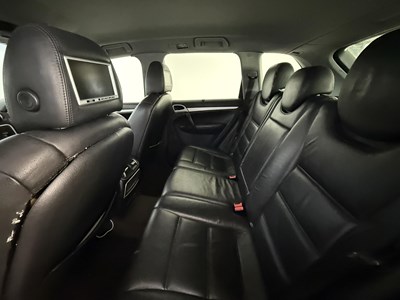 Lot 94 - 2003 Porsche Cayenne S