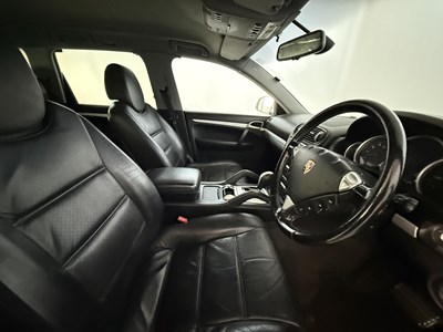 Lot 94 - 2003 Porsche Cayenne S