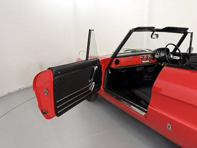 Lot 43 - 1970 Alfa Romeo Spider 1300 Junior