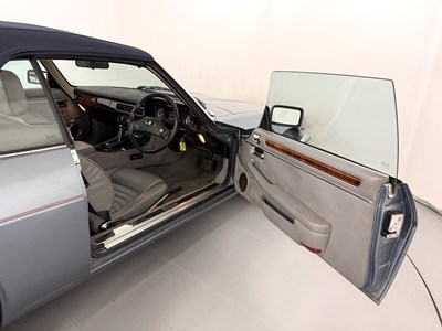 Lot 42 - 1988 Jaguar XJS V12 Cabriolet