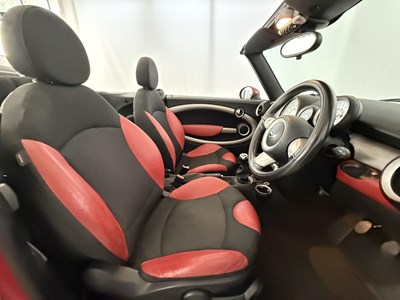 Lot 172 - 2009 Mini Cooper Cabriolet