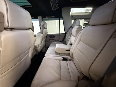 Lot 73 - 2001 Land Rover Discovery V8