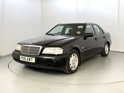 Lot 110 - 1997 Mercedes-Benz C180