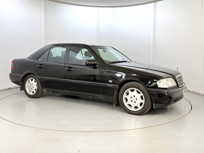 Lot 110 - 1997 Mercedes-Benz C180