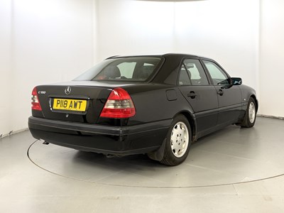 Lot 110 - 1997 Mercedes-Benz C180