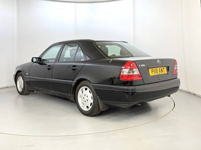Lot 110 - 1997 Mercedes-Benz C180
