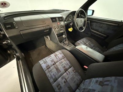 Lot 110 - 1997 Mercedes-Benz C180