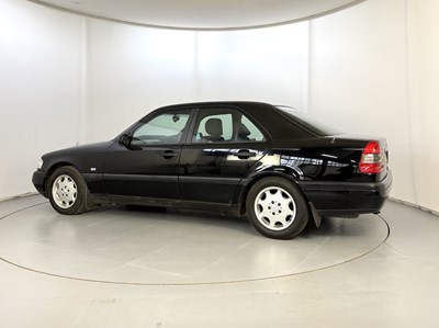 Lot 110 - 1997 Mercedes-Benz C180