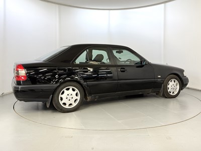 Lot 110 - 1997 Mercedes-Benz C180