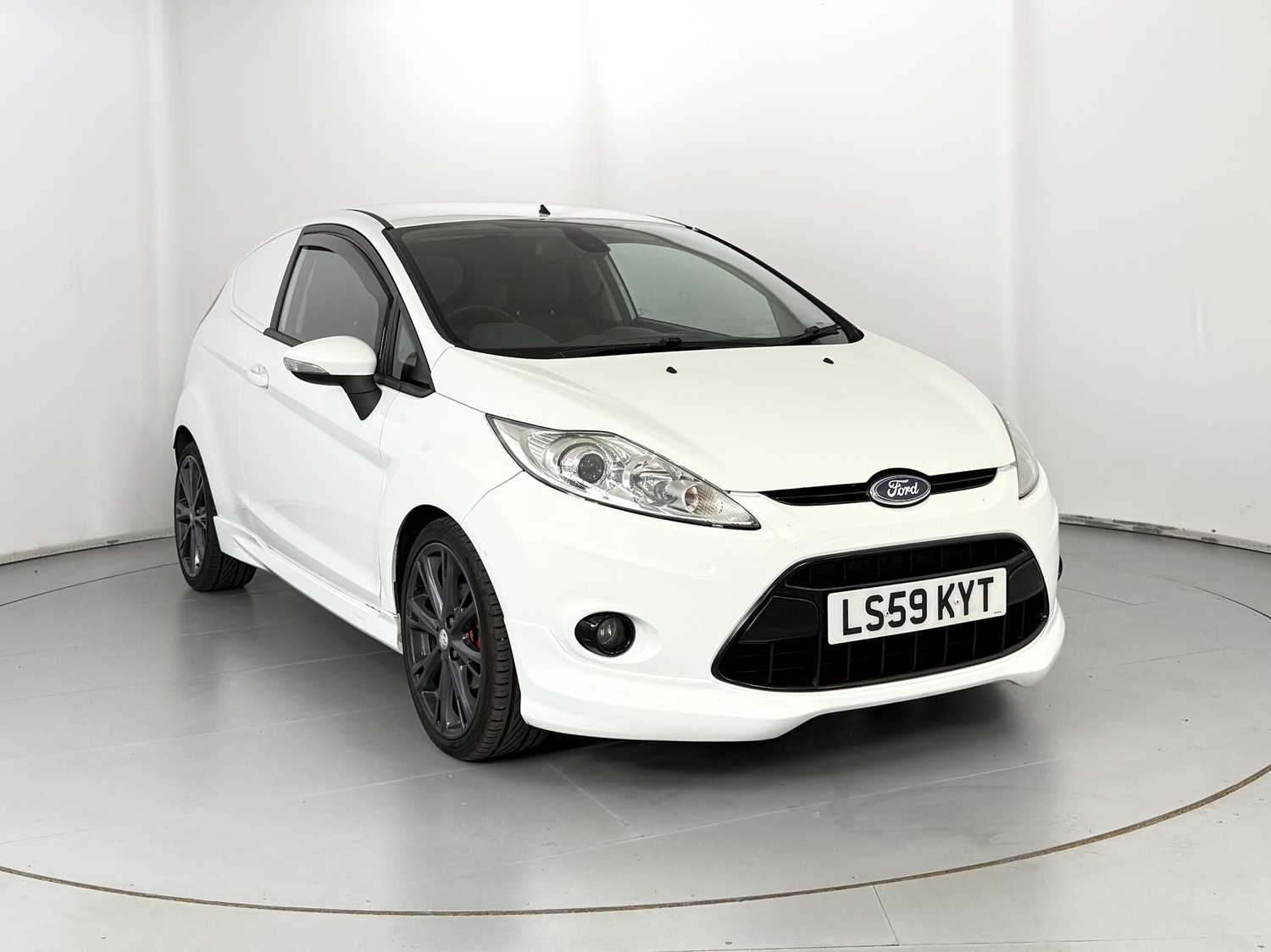 2009 Ford Fiesta Sport Van