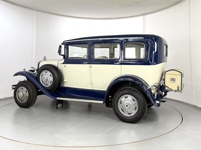 Lot 20 - 2001 Tudor Fordor