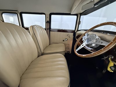Lot 20 - 2001 Tudor Fordor