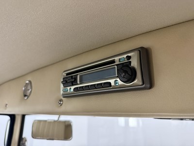 Lot 20 - 2001 Tudor Fordor