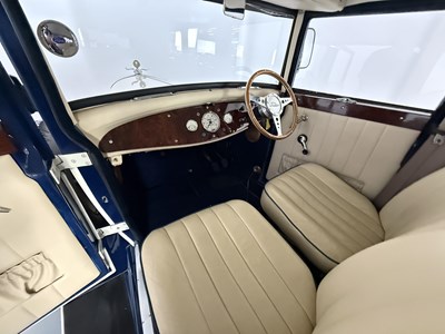 Lot 20 - 2001 Tudor Fordor