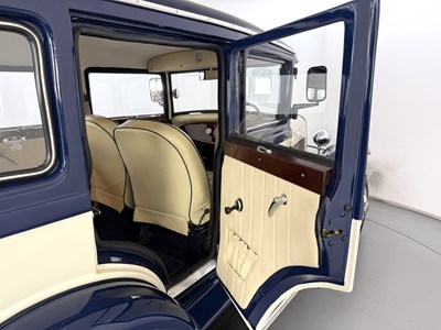 Lot 20 - 2001 Tudor Fordor
