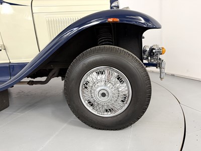 Lot 20 - 2001 Tudor Fordor
