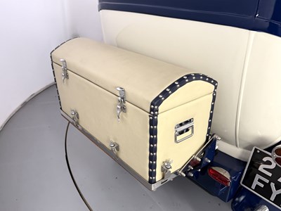 Lot 20 - 2001 Tudor Fordor