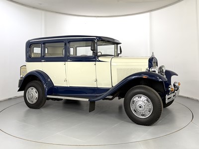 Lot 20 - 2001 Tudor Fordor
