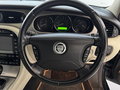 Lot 183 - 2008 Jaguar XJ Sport
