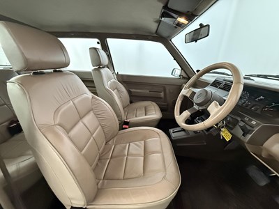 Lot 52 - 1990 Renault 5 Monaco