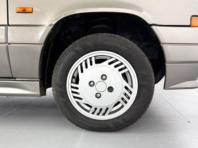 Lot 52 - 1990 Renault 5 Monaco