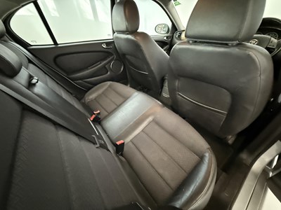Lot 173 - 2007 Jaguar X-Type - NO RESERVE