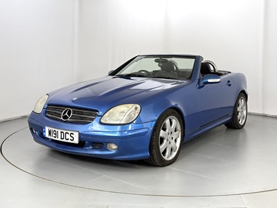 Lot 92 - 2000 Mercedes-Benz SLK320