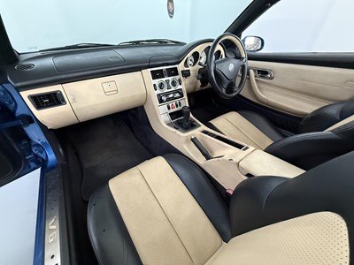 Lot 92 - 2000 Mercedes-Benz SLK320