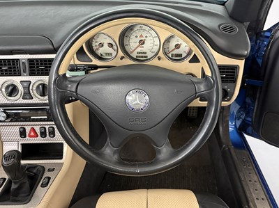Lot 92 - 2000 Mercedes-Benz SLK320