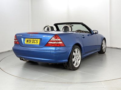 Lot 92 - 2000 Mercedes-Benz SLK320