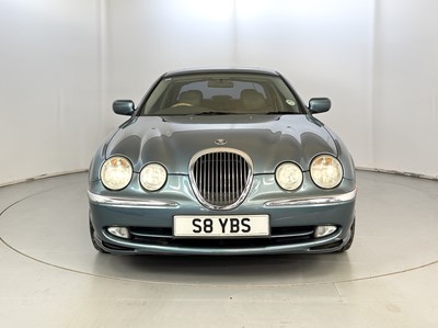 Lot 121 - 2000 Jaguar S-Type