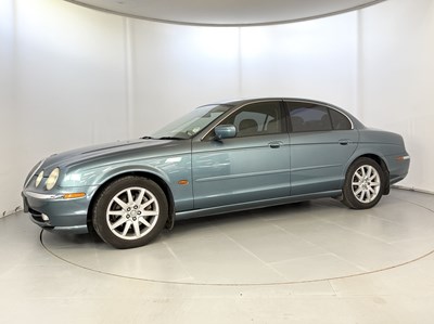 Lot 121 - 2000 Jaguar S-Type